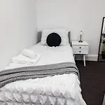 Spacious & Cosy In