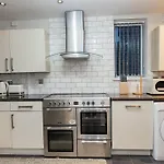 Spacious & Cosy In Manchester