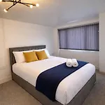 The Gateway Villa Manchester