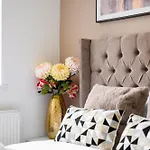 Prestige Mcr - Close To Centre-etihad Stadium - Fast Wifi Homestay *
