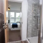 Blue Haven 2 Apartment *