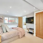 Stylish 4 Bed In Old Trafford Next To Mufc Hébergement de vacances *