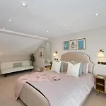 Stylish 4 Bed In Old Trafford Next To Mufc * Manchester