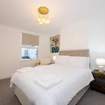 Goulder House- Close To Etihad & M60