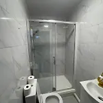 Princess Shahzadi Penzion Manchester