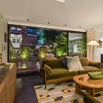Villa The Coach House Manchester