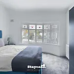 بيت للعطل Spacious 4-bed Near Didsbury - 20046 مانشستر