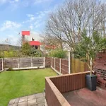 Hébergement de vacances Stylish 4 Bed In Old Trafford Next To Mufc Manchester