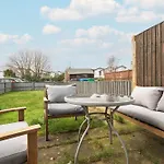 Huge 4br Escape - Etihad - Coop -free Parking