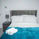Modern 2br In * Manchester