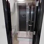 Stylish Modern Near Mediacityuk & Centre - Free Parking - Sleeps 2 Enjoy Appartement Manchester