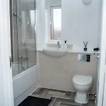 Modern 2br In *