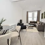 Spacious & Bright 1bed Nr Etihad Stadium *