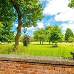 شقة 2bdr Droylsden House In With Wparking