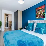 Luxury 5 Bed Centre Lejlighed *