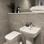 Luxury With Gym & Parking Apartmán *