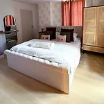 بيت للعطل Luxury 2bed Flat Around Victoria St *