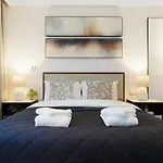 Stylish And Spacious 2 Bedroom 2 Bathroom Apartmán *