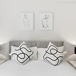 Lux 2bd, Free Parking & Wifi, Near Mcr Center And Media