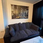 Daire 2 Bed 2 Bath Apartment,500 Meter's From Deansgate Close To Ao Arena