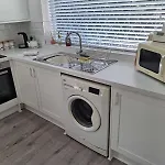 Hébergement de vacances Cosy 2-bed House In