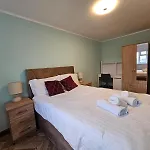 Hébergement de vacances Near Old Trafford Modern 4br House For 7 Guests