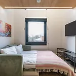Stylish Duplex In Apartment Manchester
