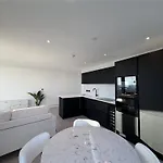 Luxury Skyline With Premium Facilities- M3 Μάντσεστερ