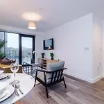 Апартаменты Cosy 1br Near Media & Centre *