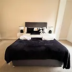 شقة Chic 1 Bedroom Flat In The Heart Of
