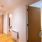 Condo-terrace-gym-games -free Secure Parking- Manchester