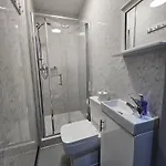 Landcross Co-living - Private Self-cater Casa de Férias Manchester