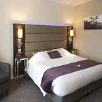Premier Inn Manchester Portland St Манчестер
