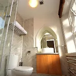 Отель The Milverton 3*