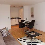 Premier Premier Salford Quays Отель Манчестер