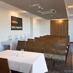 - Park, An Ihg 4* Manchester