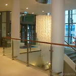 Express Centre By Ihg Hotel 3*