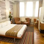 Abode Hotel 4*