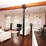 Gasthuis Lushpads 4*