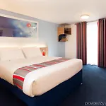 Travelodge Salford Quays Hotel