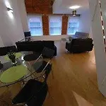 Stop 4* Manchester