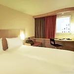 Ibis Centre 96 Portland Street 3* Manchester