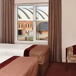 Leonardo Otel