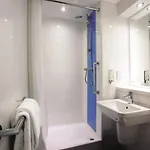 ホテル Travelodge Arena マンチェスター