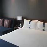 Hotel Express Centre By Ihg 3*