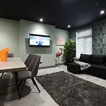 Apartment La Jungle Du Swan Manchester