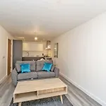 Halo House By Guestz Apartmán