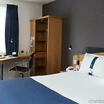 Express East By Ihg Hotel 3*