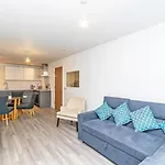 Halo House By Guestz * Manchester