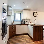 Dreamhouse Manchester West Apartment
